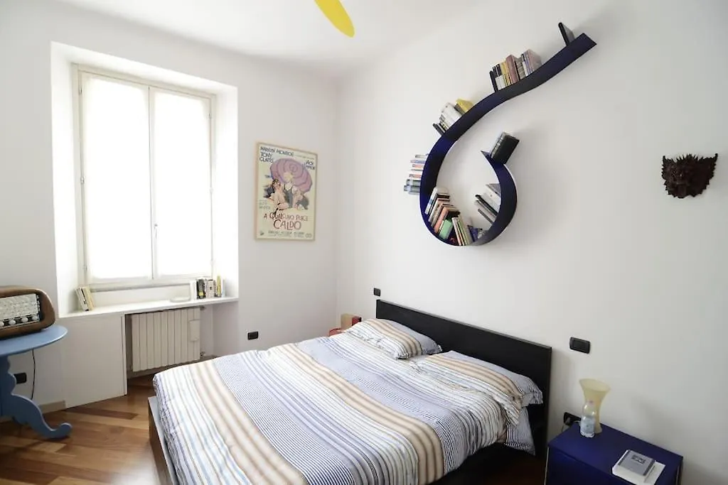 Apartament Quiet & Bright In A Sparkly District! Mediolan 0*,  Włochy